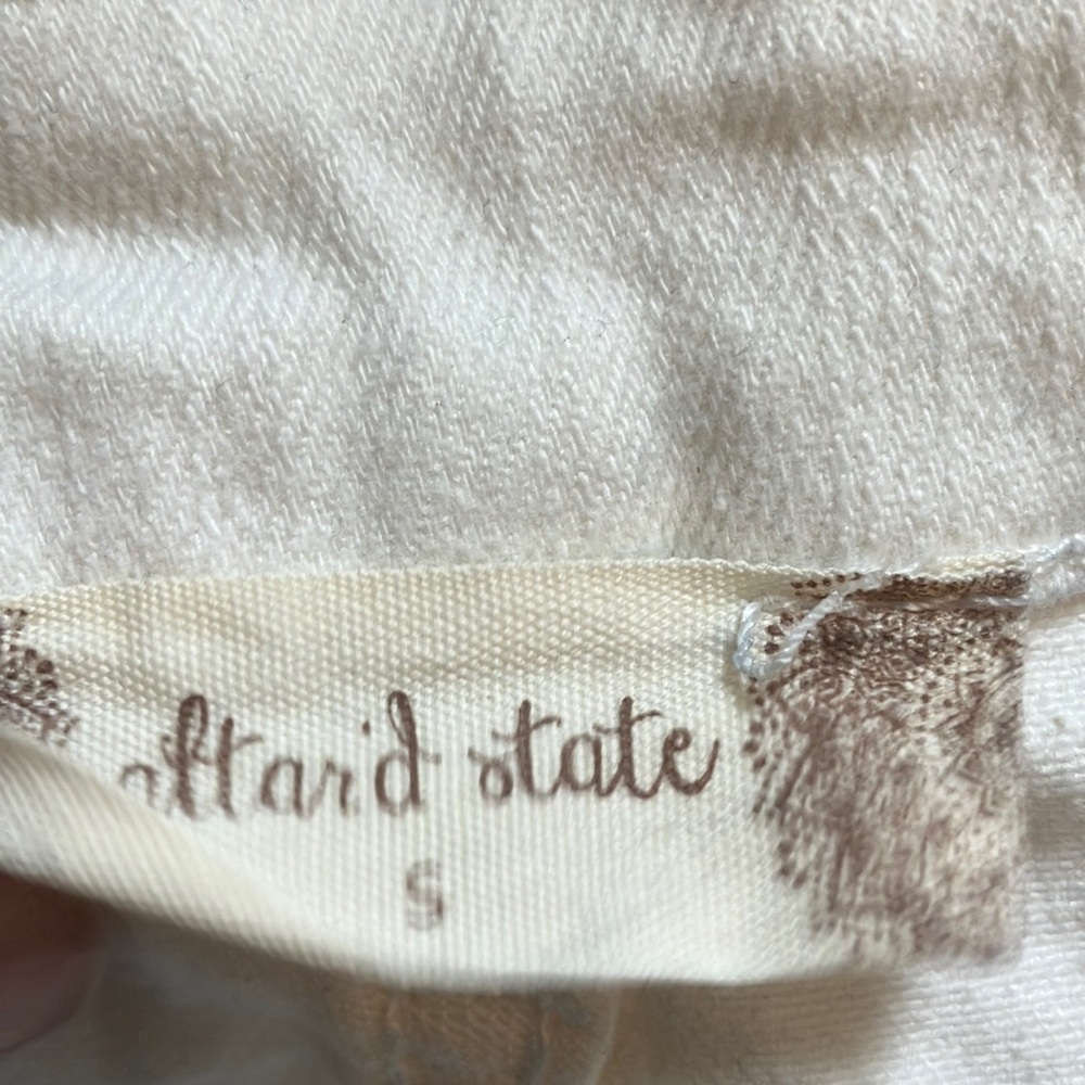 Altar'd State Mid Rise Flare Bell Bottom White Stretchy Jeans Size Small - Picture 10 of 10